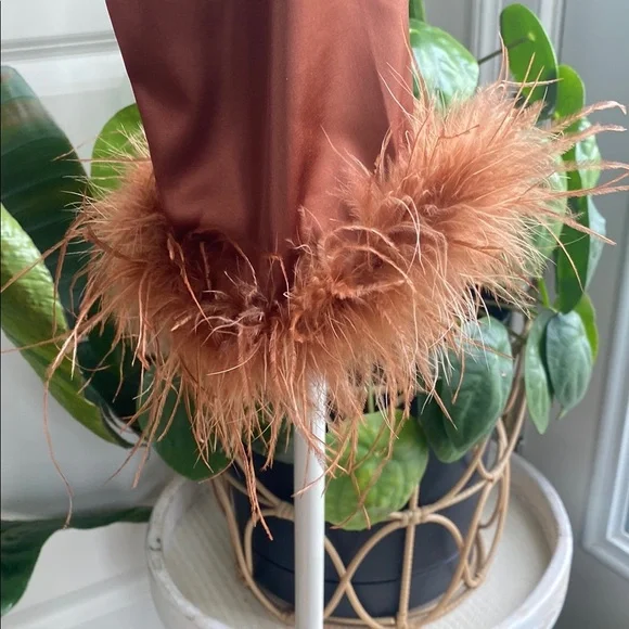 NWOT Rumors Tie-Front Blouse with Feather Cuffs - Picture 5 of 7